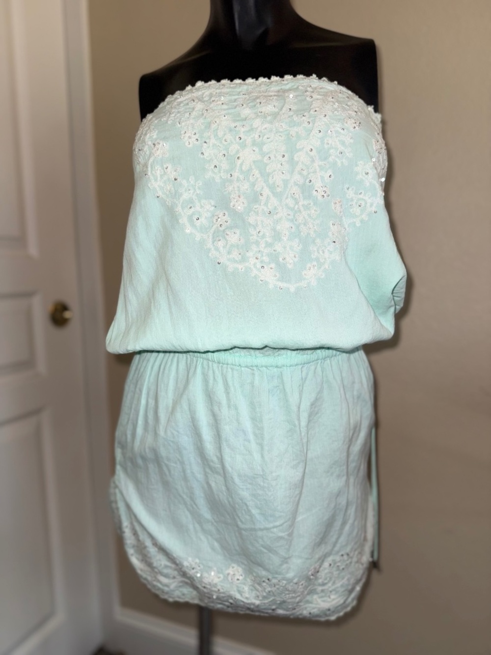 Cynthia Rowley Mint Embroidered Sequin Strapless Cover Up – M